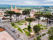 Imagem - Prefeitura abre concurso público com 94 vagas e salários de até R$ 7,4 mil