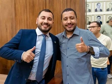 Imagem - Vereador campeão de votos é preso transportando arma em nome de outra pessoa em carro oficial