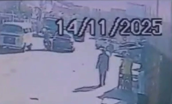 Motociclista bateu em carro e foi arremesado pa por Reprodução