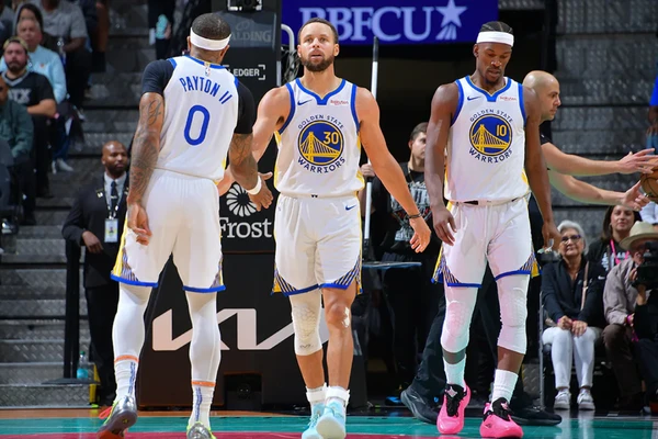 Stephen Curry e Jimmy Butler são os principais jogadores do Golden State Warriors  