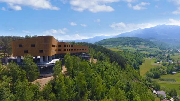 Bósnia e Herzegovina por Reprodução