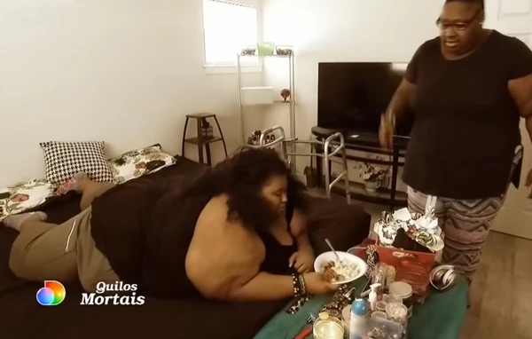 Octavia Nichelle antes de perder peso por Reprodução/ Youtube