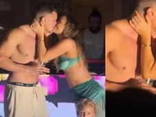 Imagem - Após beijo, Tata Estaniecki surge aos risos e confirma volta com Cocielo