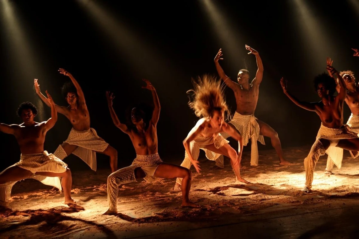 Bolero por Alice Rodrigues