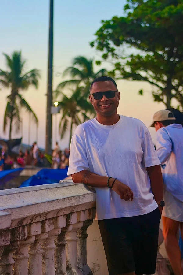 Elton é um dos baianos que se destacam no comentário esportivo no cenário nacional por Zaqueu Rosário (@zaqueu.rosario)