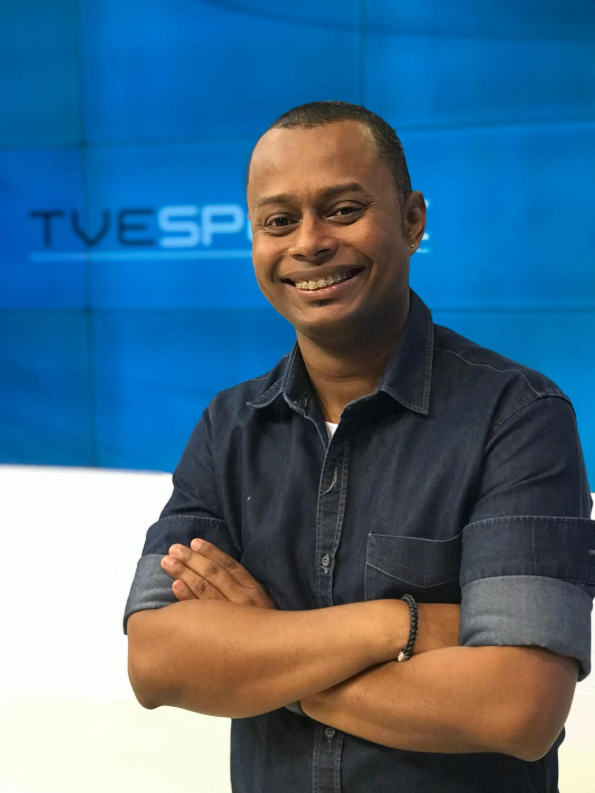 Elton no TVE Esporte por Acervo Pessoal