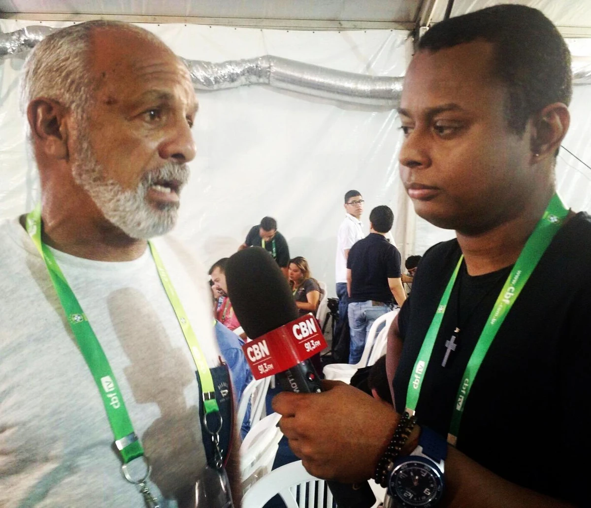  Júnior e Elton Serra, durante entrevista pela CBN Salvador por Acervo pessoal