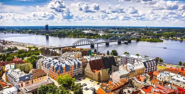 1918 - A Letônia declara sua independência da Rússia por Divulgação