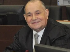 Imagem - Morre ex-presidente do Tribunal de Justiça da Bahia, Gesivaldo Britto
