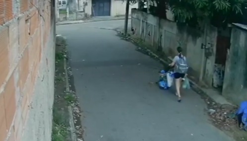 Assassinato em Sepetiba, no Rio por Reprodução/RJ1