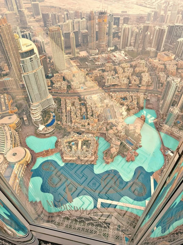 Giovanna e Bruno no Address Beach Resort por Reprodução/Instagram