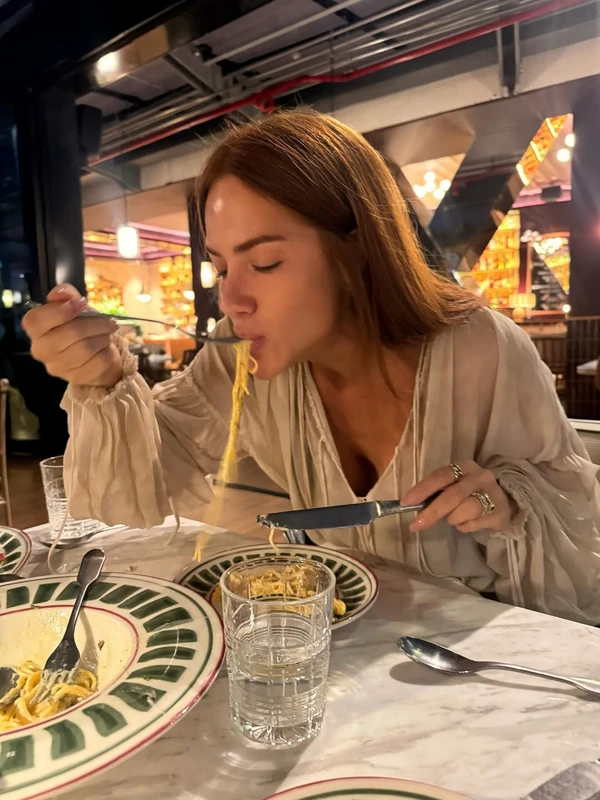 Giovanna e Bruno no Address Beach Resort por Reprodução/Instagram