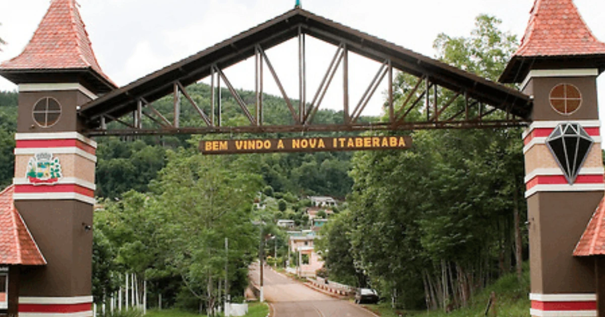 Imagem - Prefeitura abre concurso para todos os níveis com salário de até R$ 6,3 mil