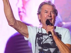 Imagem - Vocalista do Deep Purple, Ian Gillan, revela perda de 70% da visão, mas mantém agenda de shows