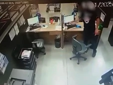 Imagem - Funcionário é preso por colocar sêmen no sorvete da colega