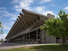 Imagem - Mulher é impedida de entrar na rodoviária de Florianópolis: ‘Tem que ver com o prefeito’