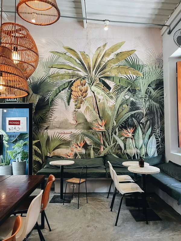 Casa Castanho : O espaço localizado no bairro do Rio Vermelho especializado em café da manhã e brunch encerrou as atividades no dia 27 de novembro do ano passado. Criado pela empresária e cozinheira Cris Une, o Casa Castanho reunia em um ambiente aconchegante um cardápio de comidas afetivas. No local, passou a funcionar o restaurante Une Cozinha, da mesma proprietária. por Reprodução 