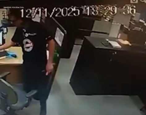 Conduta foi flagrado por câmeras de segurança por Reprodução/ PCPR