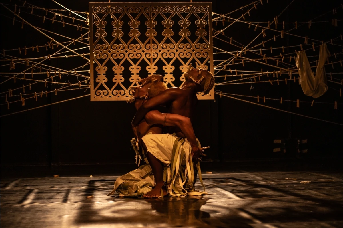 Espetáculo Dembwa, com Ruan Wills e Marcos Ferreira por Espetáculo Dembwa, com Ruan Wills e Marcos Ferreira