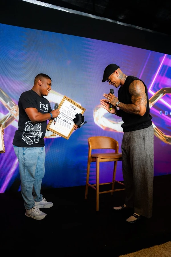 Léo Santana por Aleff Oliveira