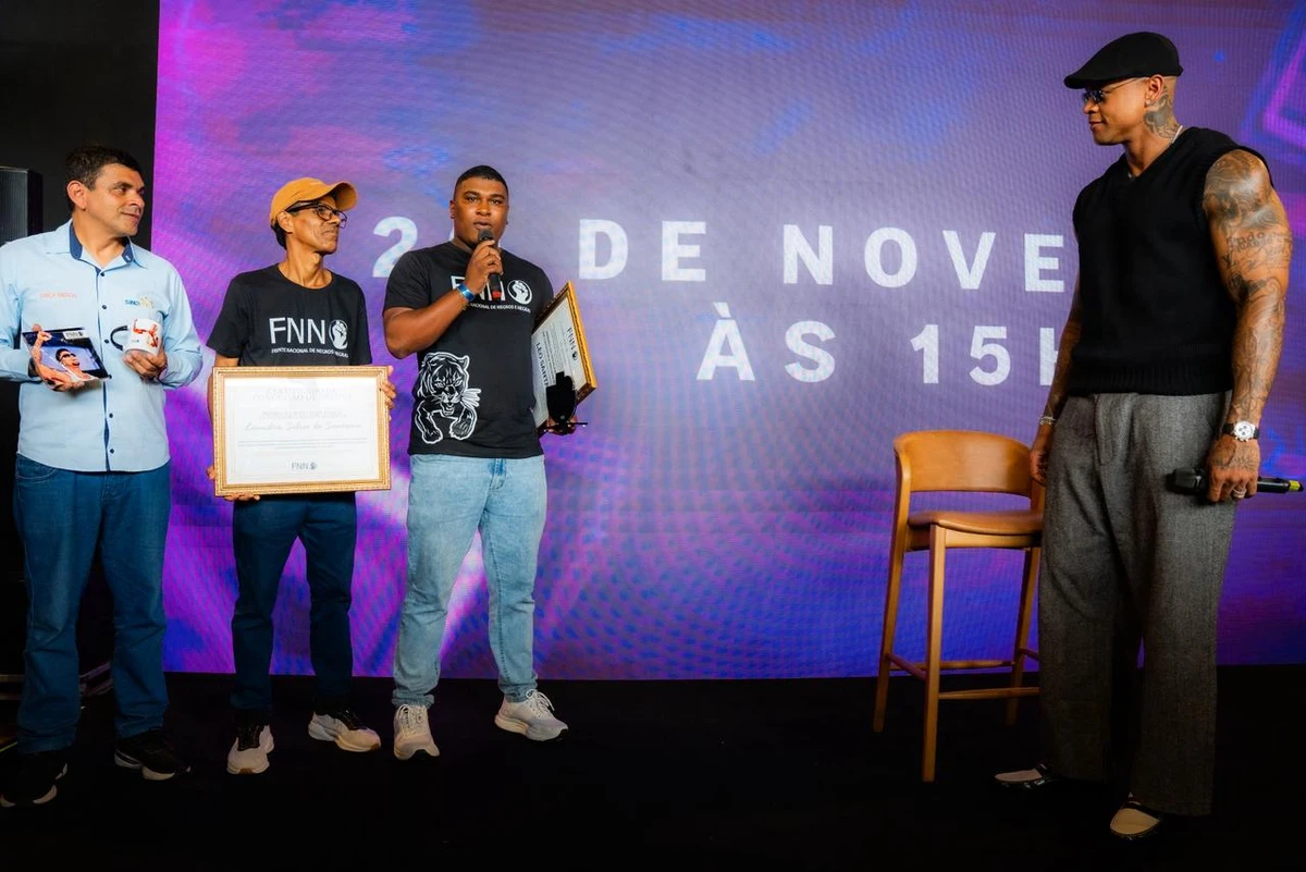 Léo Santana por Aleff Oliveira