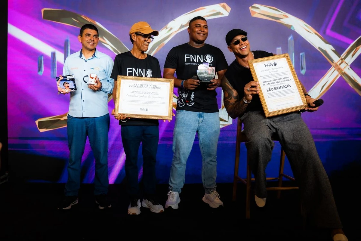 Léo Santana por Aleff Oliveira