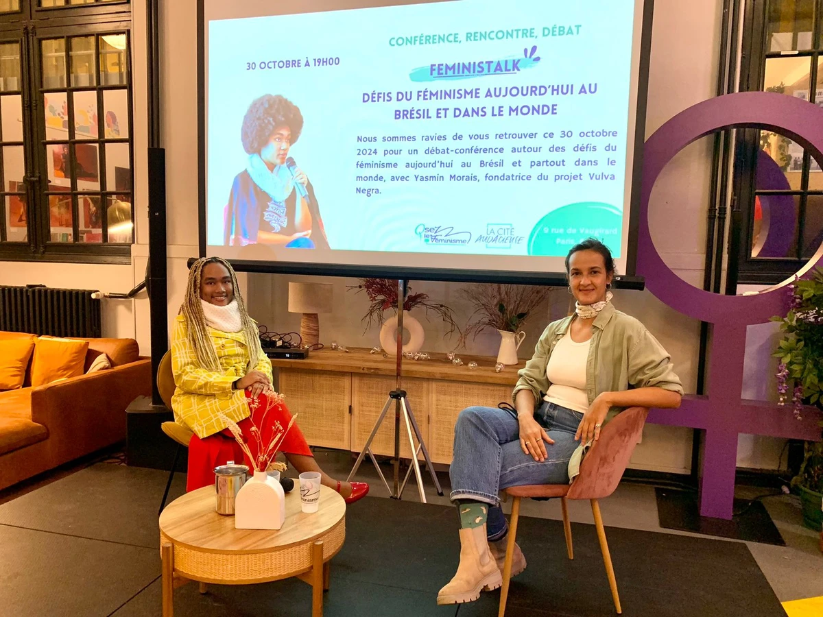Na França, Yasmin Morais palestra sobre a mulher negra no Brasil (2024) por Divulgação