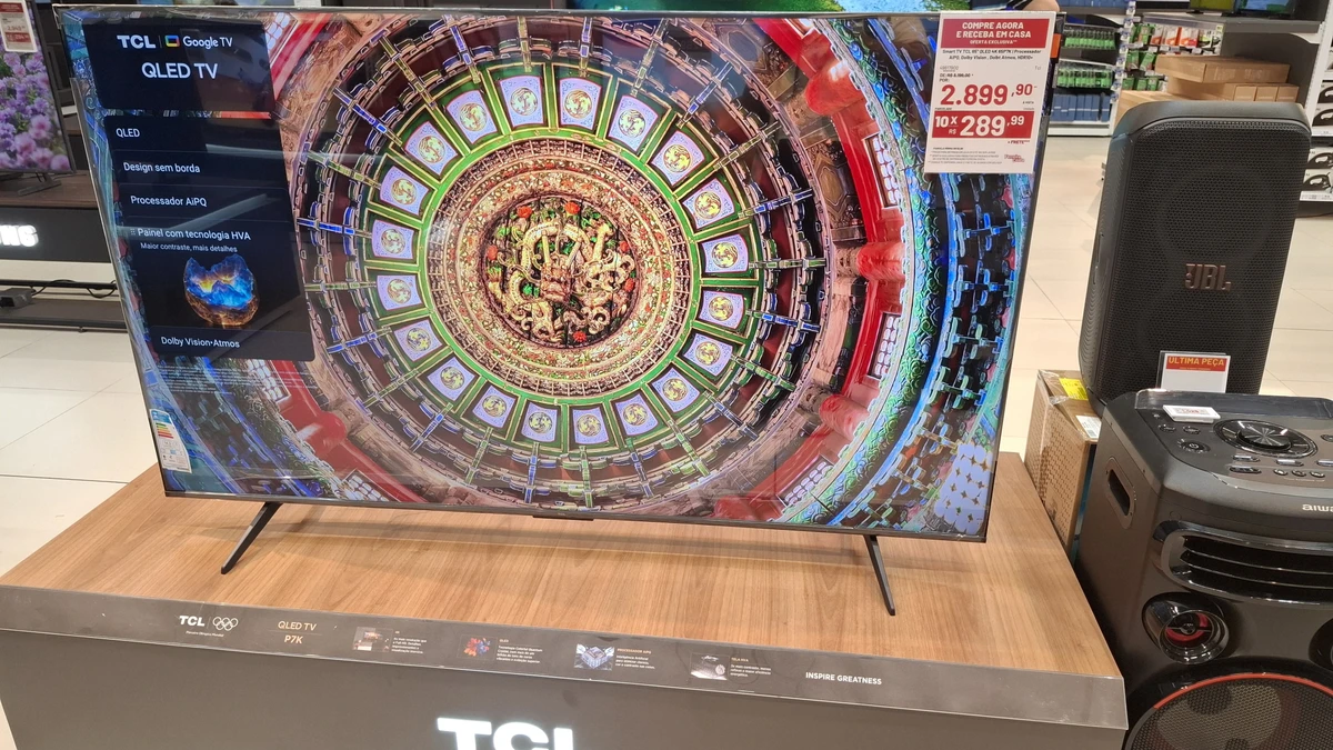 Ofertas da Black Friday da Ferreira Costa por Larissa Almeida/CORREIO