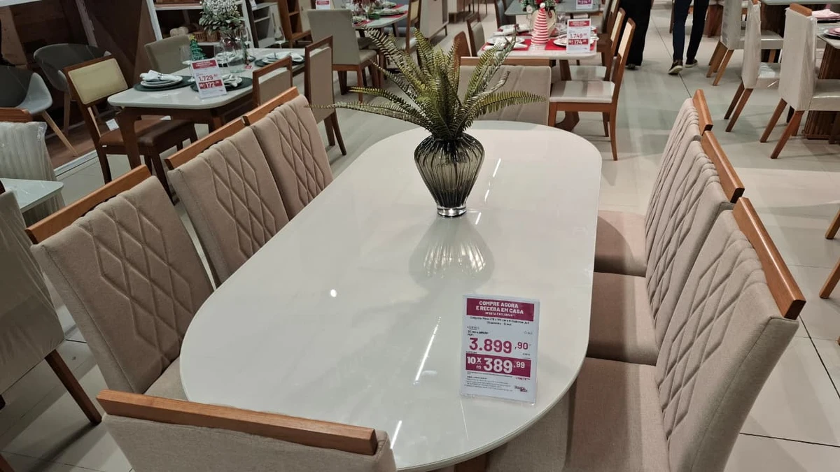 Ofertas da Black Friday da Ferreira Costa por Larissa Almeida/CORREIO