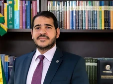 Imagem - Por 16 votos a 11, CCJ aprova Jorge Messias para o STF
