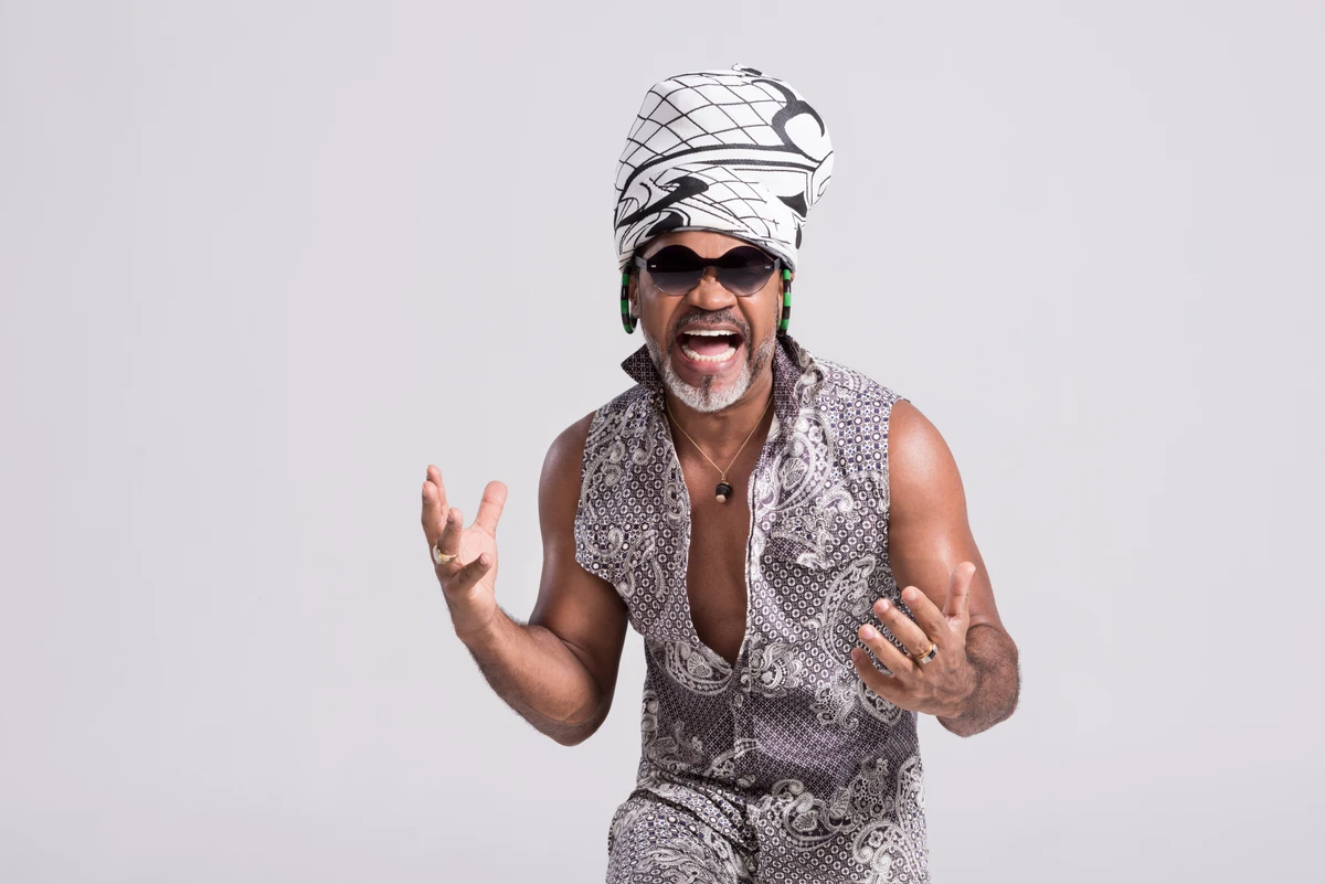 Carlinhos Brown relança Sarau após dois anos de pausa por Dodô Villar