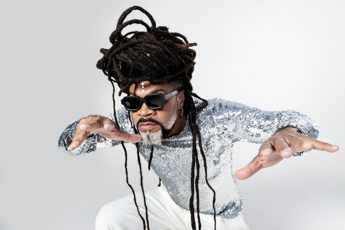 Carlinhos Brown relança Sarau após dois anos de pausa por Dodô Villar