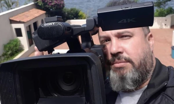 Binho Ted tem mais de 425 mil seguidores no Instagram e é sócio-administrador da HardBrazil Produções, empresa audiovisual do setor de filmes adultos, sediada em São Paulo por Reprodução