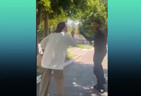 Entregador foi agredido por servidora por Reprodução