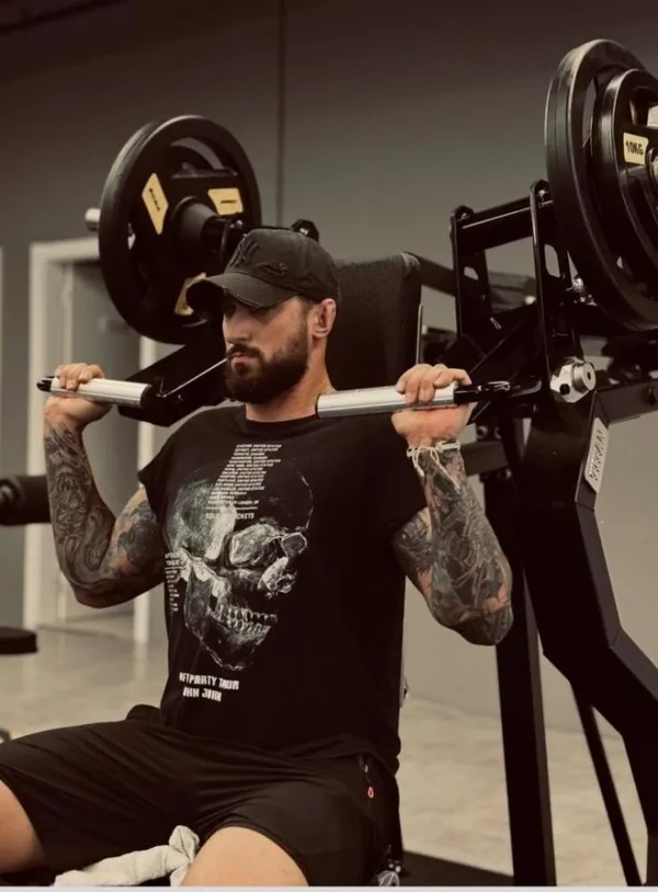 Guilherme Montani por Reprodução