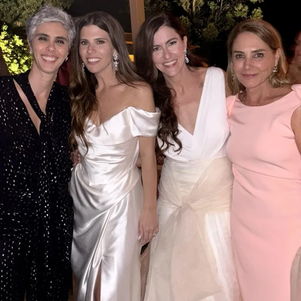 Heloisa Périssé assume novo romance e celebra fase de recomeço por Reprodução