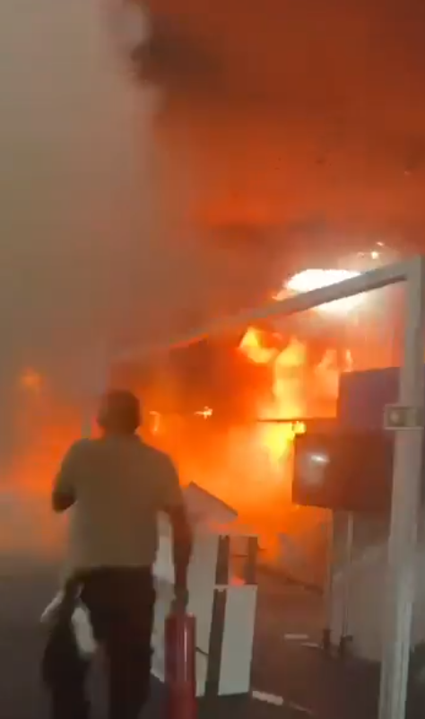 Incêndio atingiu pavilhão da COP30 por Reprodução/Redes sociais