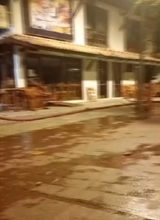 Incêndio em Praia do Forte por Reprodução/TV Bahia