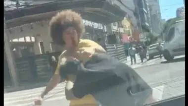 Renato Freitas foi filmado brigando na rua por Reprodução