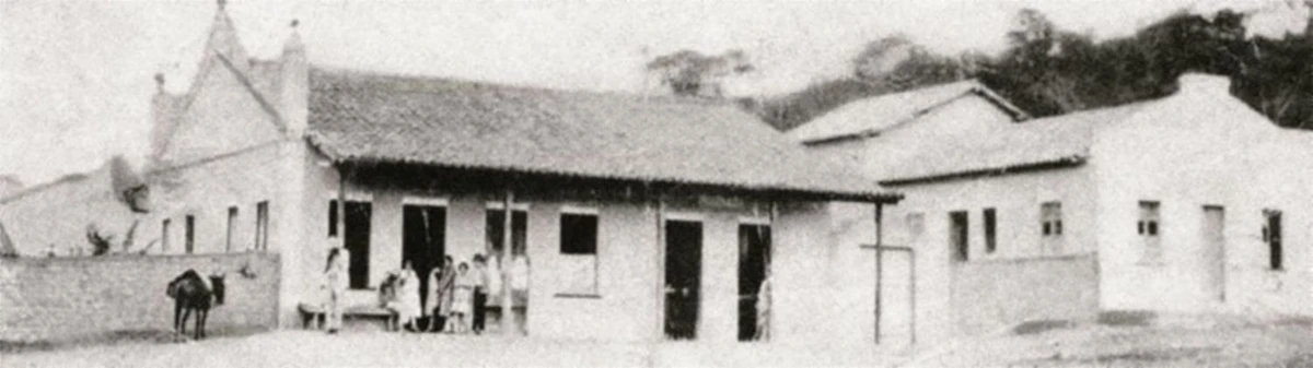  Fachada do Instituto Ponte Nova, fundado em 1906 e que deu origem à cidade de Wagner