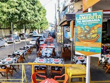 Imagem - Clientes reclamam de falta de lambreta, e restaurantes limitam pedidos em festival na Mouraria