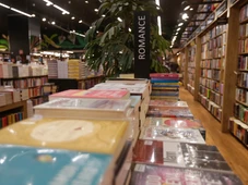 Imagem - Confira 25 livros de romance para ler no fim de semana e acabar de vez com a ressaca literária