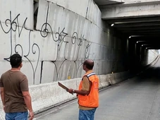 Imagem - Feira de Santana tem túnel interditado e carro arrastado por correnteza por conta das chuvas