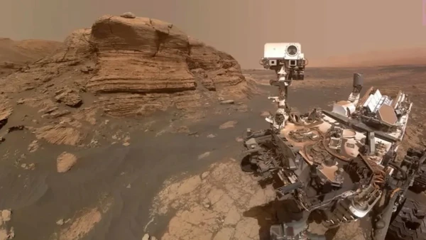 A descoberta chamou atenção não apenas pela aparência peculiar da rocha, mas principalmente pela sua composição