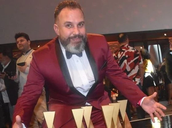 Binho Ted  por Reprodução