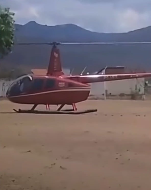 Helicóptero fez pouso de emergência por Reprodução