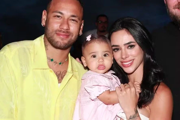 Neymar, Mavie e Bruna Biancardi