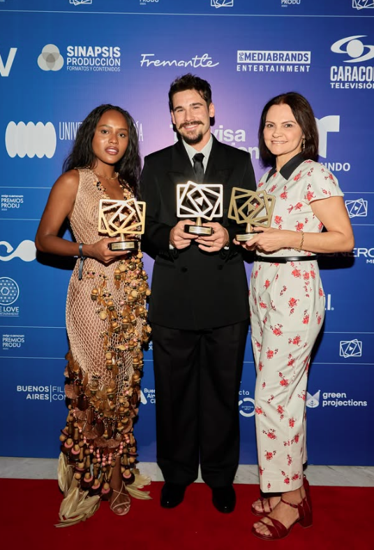 Ator recebeu o prêmio de ‘Melhor Ator Protagonista de Telenovela Romântica’ por sua performance como Rudá, um dos protagonista da novela das nove ‘Mania de Você’ (2024) por Reprodução | Instagram