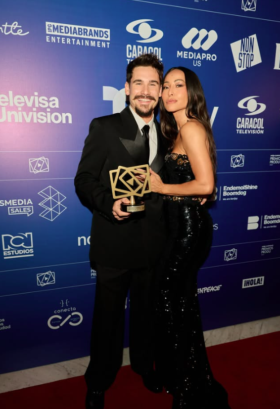 Ator recebeu o prêmio de ‘Melhor Ator Protagonista de Telenovela Romântica’ por sua performance como Rudá, um dos protagonista da novela das nove ‘Mania de Você’ (2024) por Reprodução | Instagram