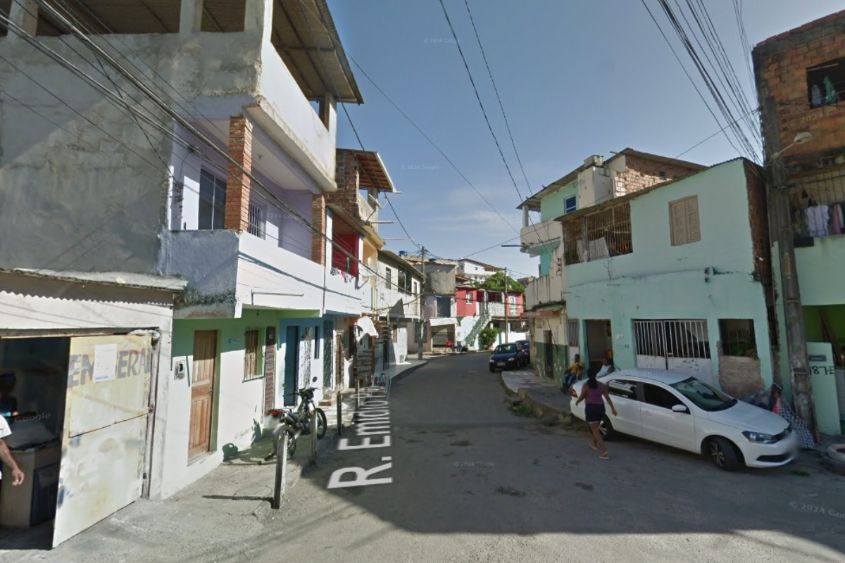 Rua Emídio Pio, em Santa Cruz por Google Street View